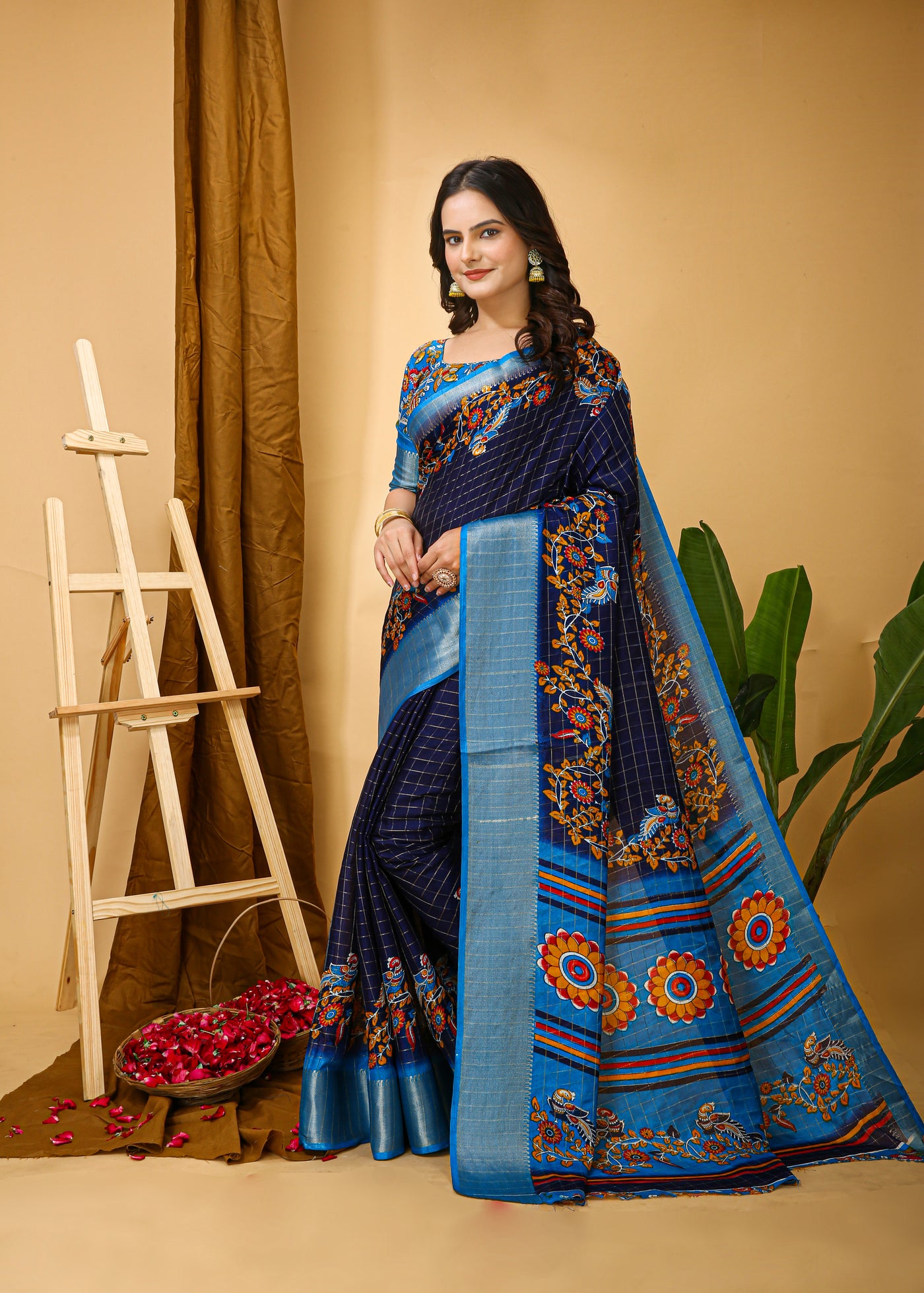Enchanting Navy Blue Kalamkari Print Saree With Jacquard Border & Contrast Blouse
