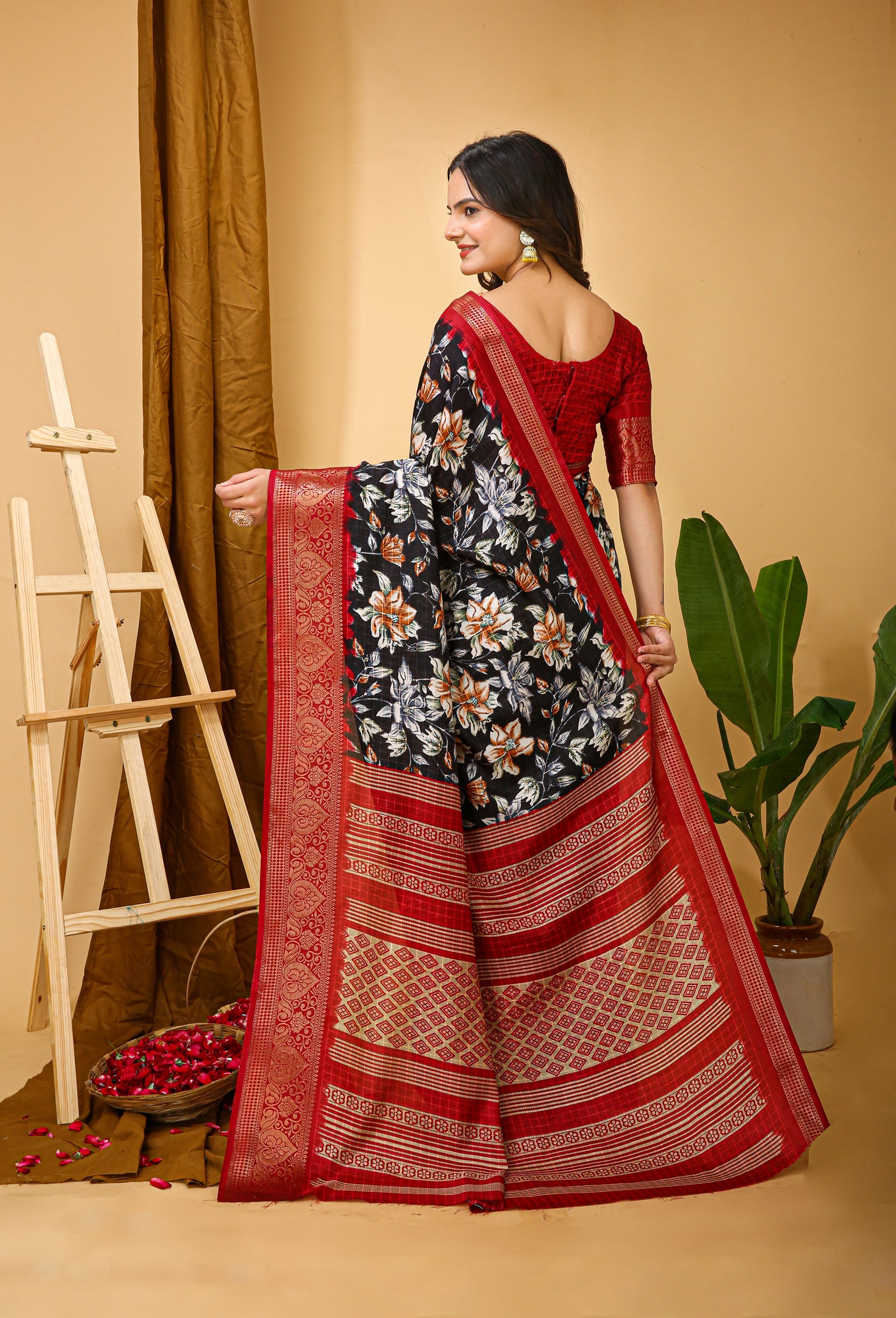 Beautiful Kalamkari Print Navy Blue Cotton Saree With Printed Blouse.