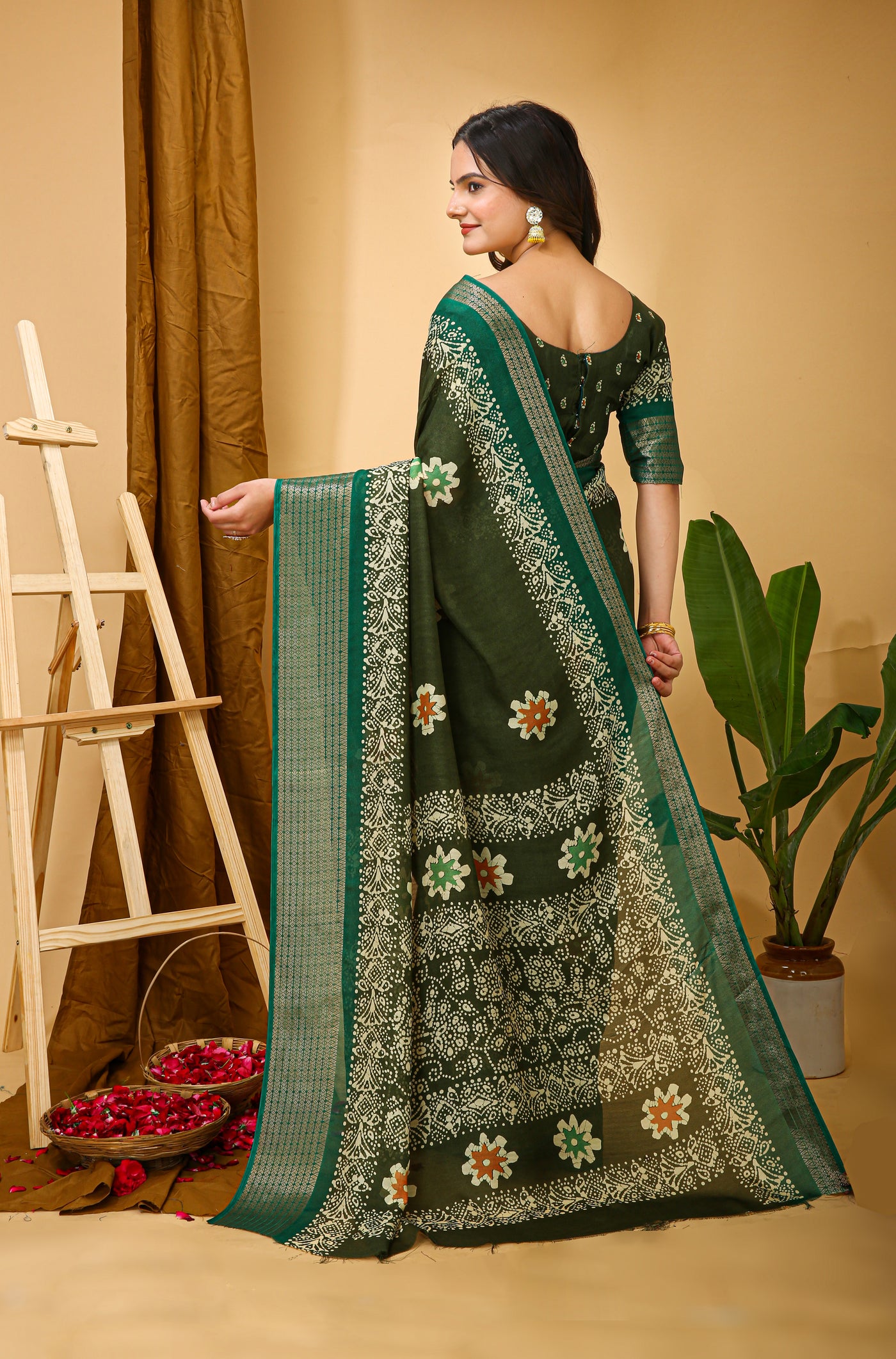 Elegant Kalamkari Print Dark Green Cotton Saree With Printed Blouse.