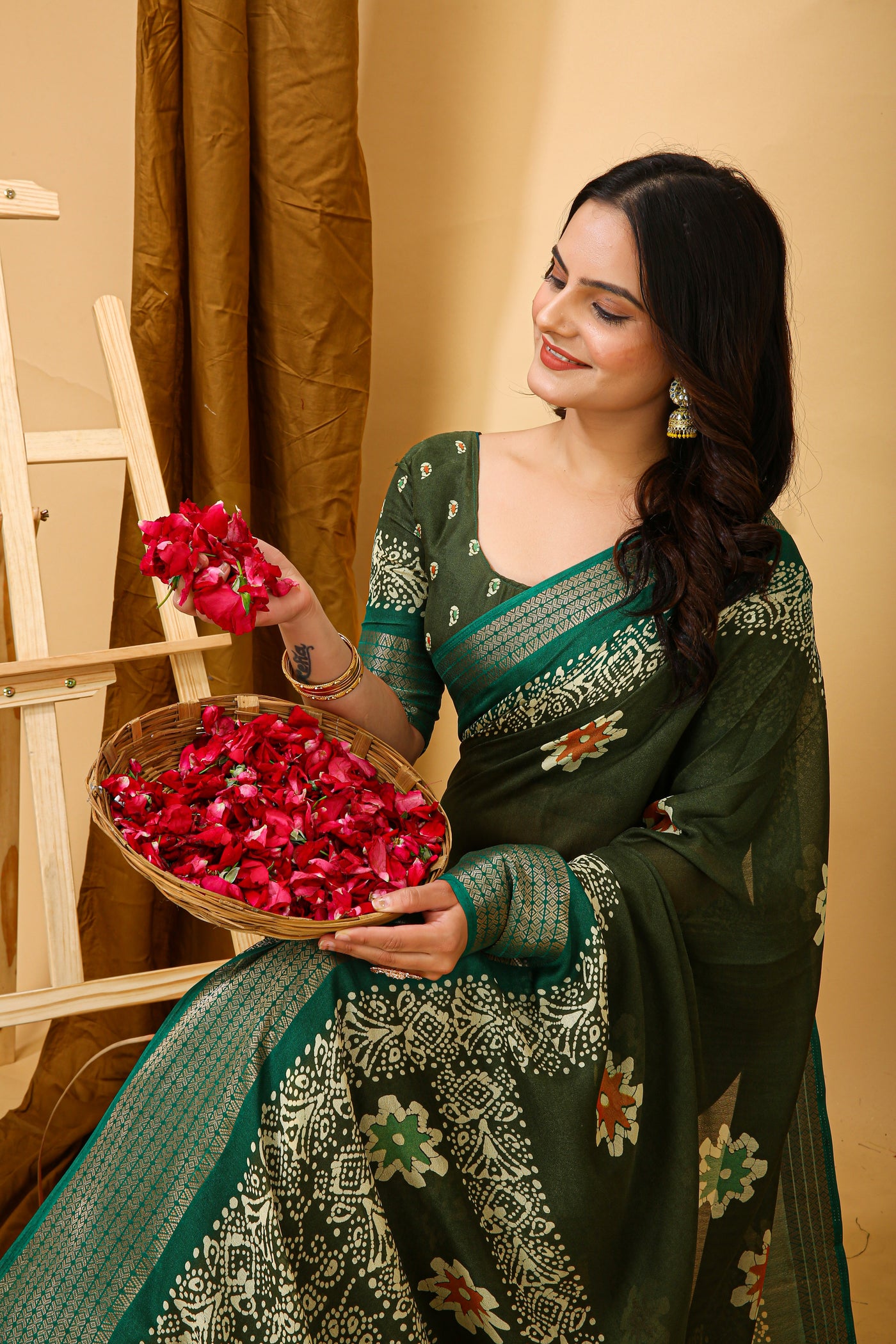 Elegant Kalamkari Print Dark Green Cotton Saree With Printed Blouse.