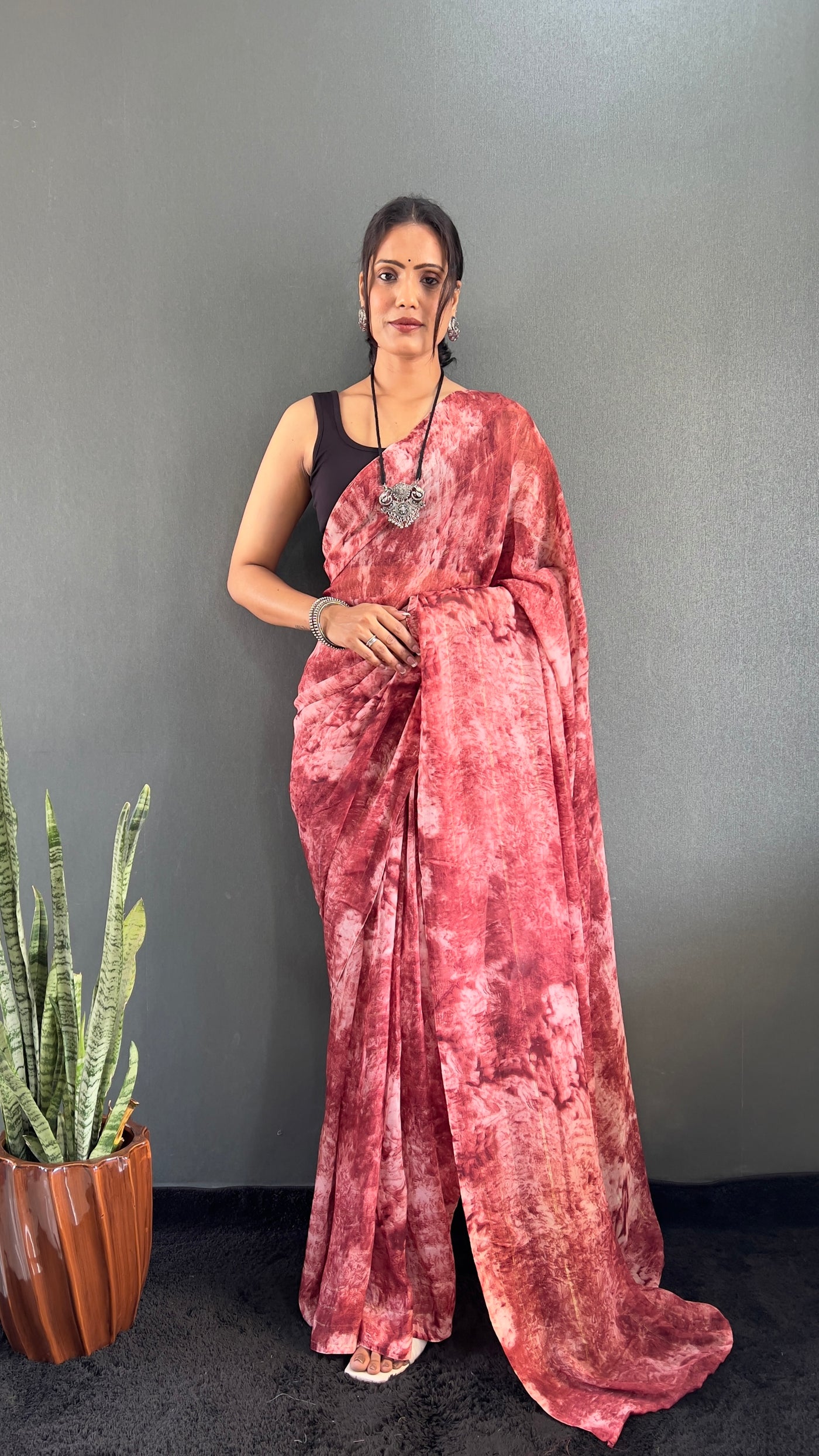 1 Min Ready To Wear Red Rangoli Silk Printed Saree With Banglori Satin Blouse
